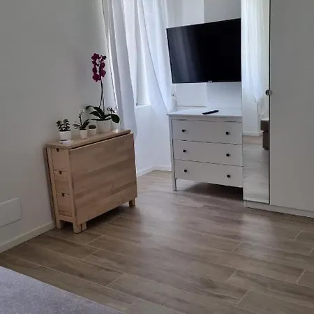 Maso Kreuzberg- Monolocale 3- Vista Montagne 4* Тренто